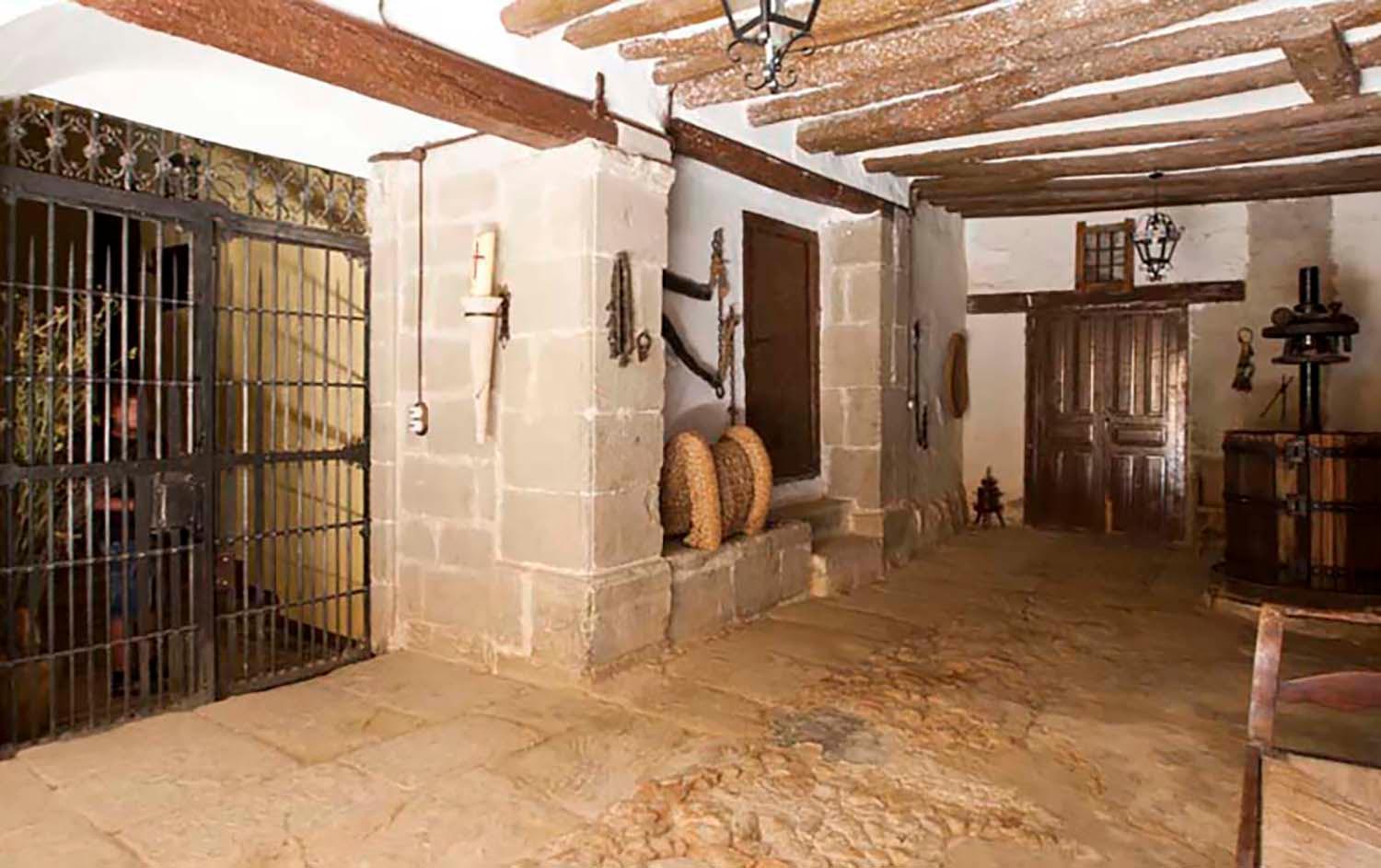 Casa Calvo Sxvi *